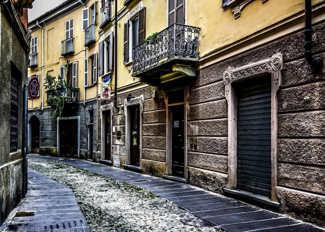 Appartamento In Centro Storico Asti Kültér fotó