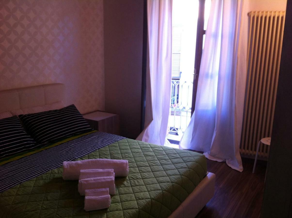 Appartamento In Centro Storico Asti Kültér fotó