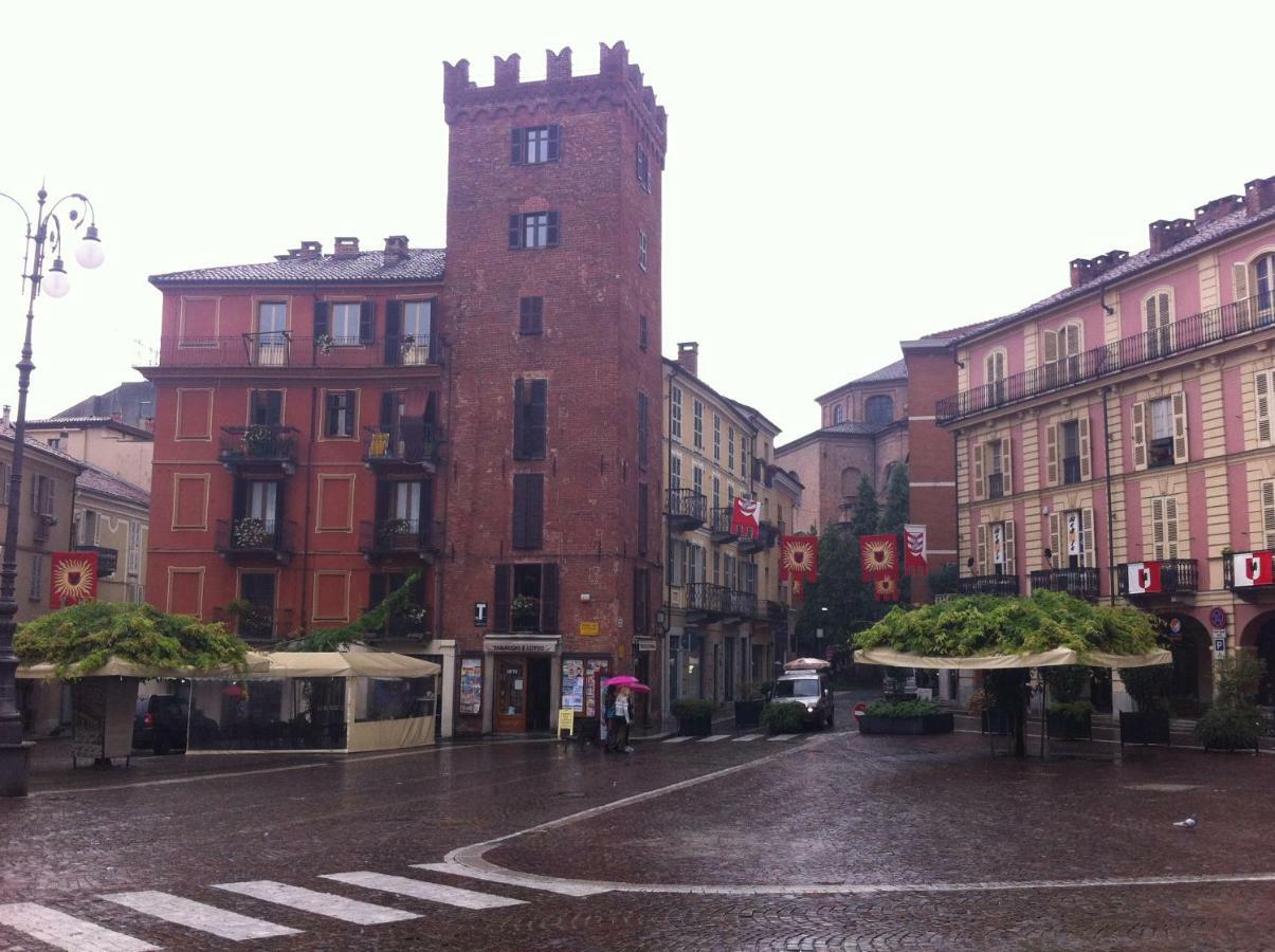 Appartamento In Centro Storico Asti Kültér fotó