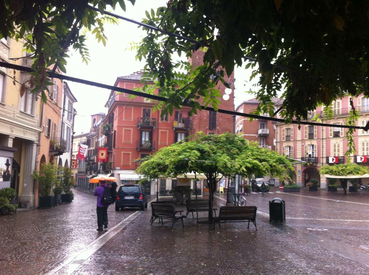 Appartamento In Centro Storico Asti Kültér fotó